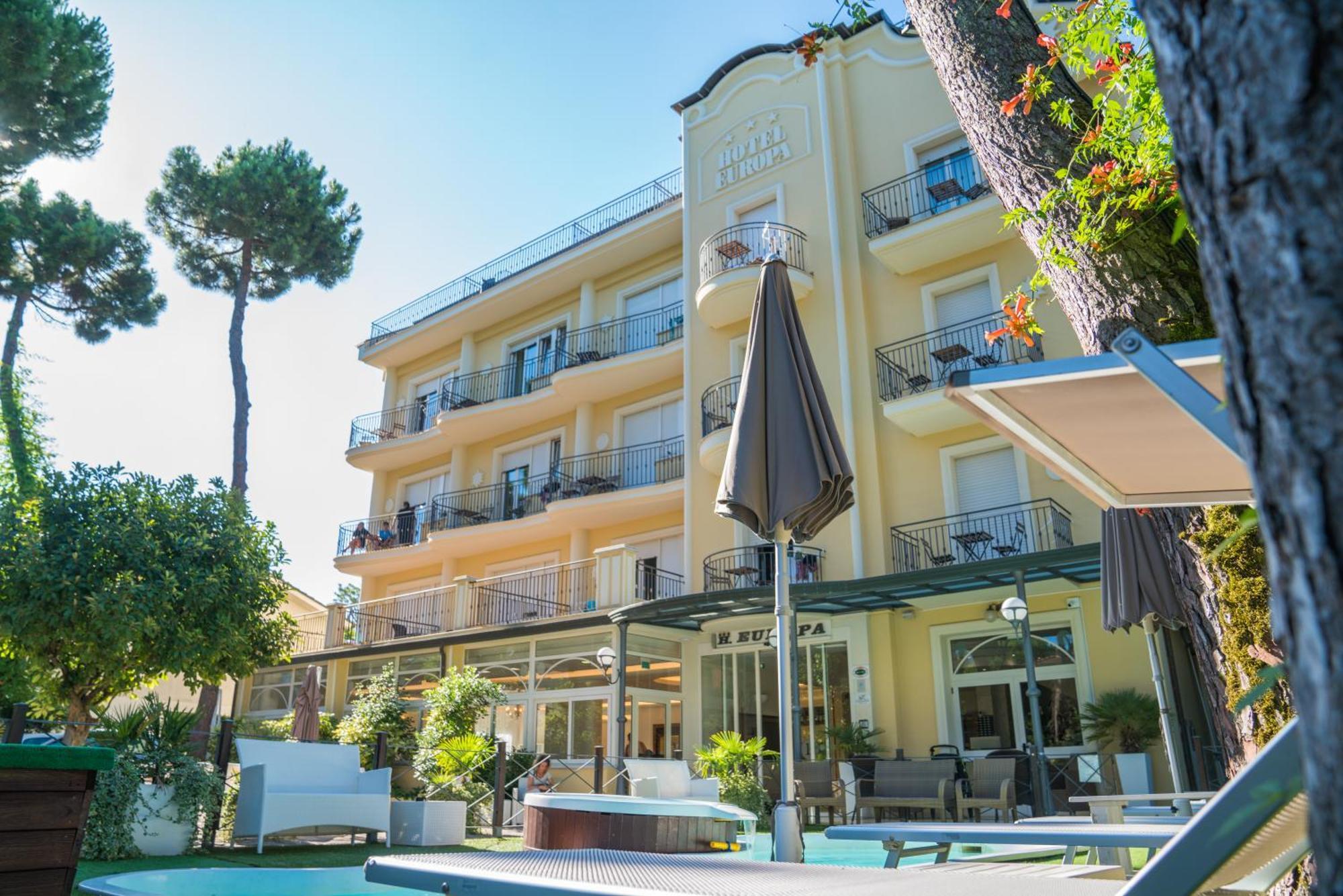 Hotel Europa Milano Marittima Bagian luar foto