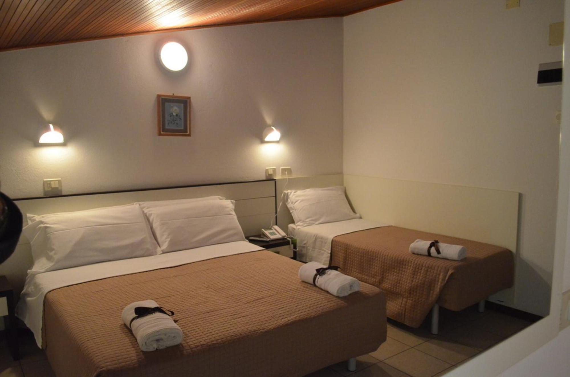 Hotel Europa Milano Marittima Ruang foto